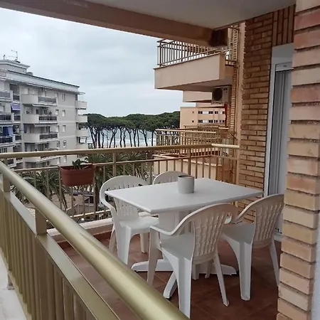 Seafront Apartment Pineda Beach La Pineda Exterior photo
